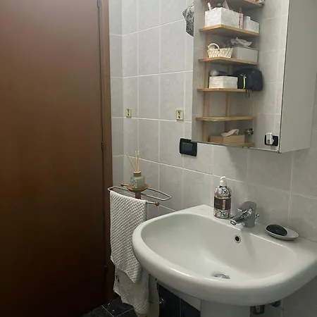 Stanza In Zona Villaggio Olimpico Rum i privatbostad Milano